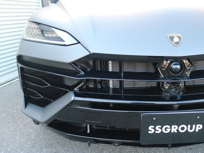 صورة 7 لـ 2026 Lamborghini URUS