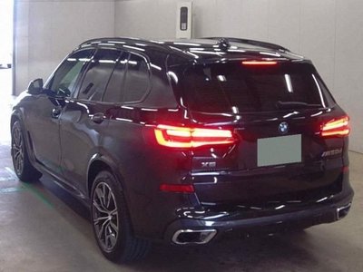 2022 BMW X5 照片 2