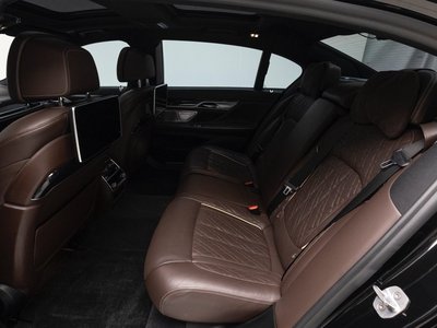BMW 7 SERIES - 10