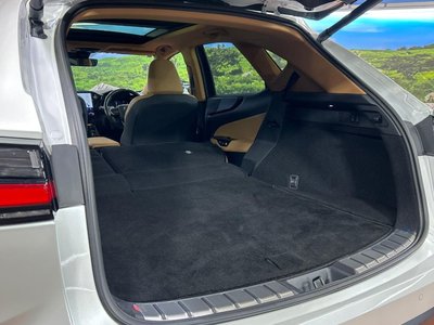 2023 Lexus NX thumbnail 58
