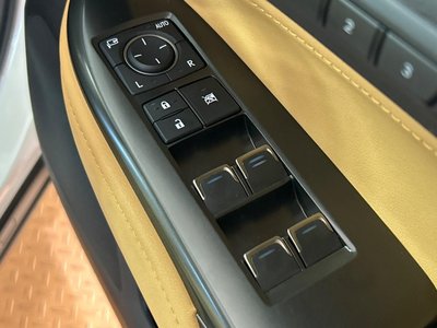 2023 Lexus NX thumbnail 27