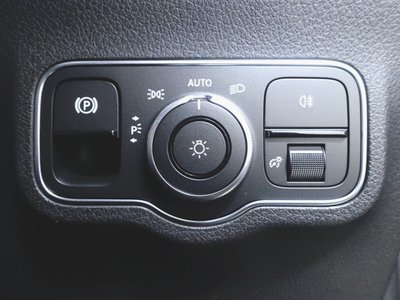 2023 Mercedes-BENZ GLB — миниатюра 20