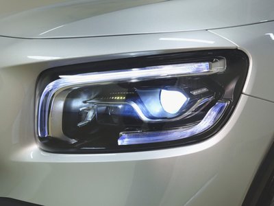 صورة 3 لـ 2023 Mercedes-BENZ GLB