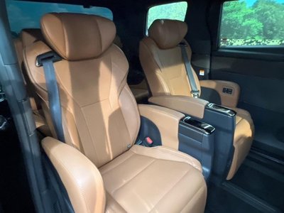 2025 Toyota VELLFIRE photo 9