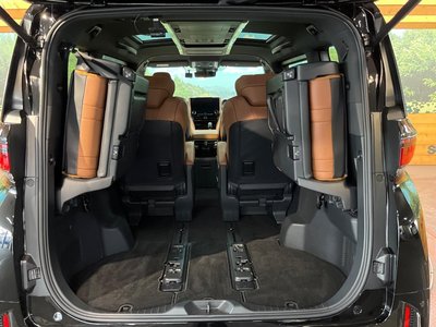 2025 Toyota VELLFIRE thumbnail 11