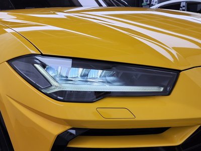 LAMBORGHINI URUS - 9