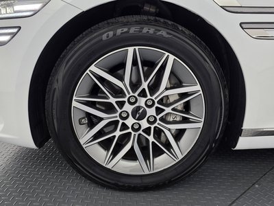 GENESIS G80 (RG3) - 6