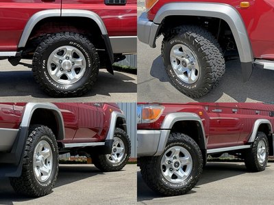 TOYOTA LAND CRUISER 70 - 10