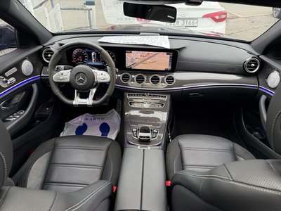 MERCEDES-BENZ E-CLASS - 8