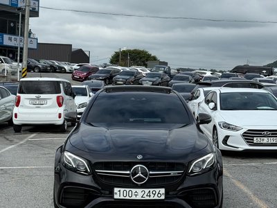 MERCEDES-BENZ E-CLASS - 4