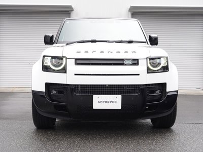 LAND ROVER DEFENDER - 7