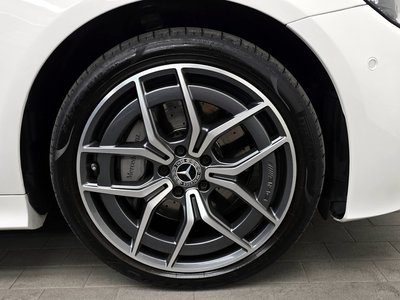 MERCEDES-BENZ E-CLASS - 8