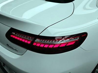 MERCEDES-BENZ E-CLASS - 10