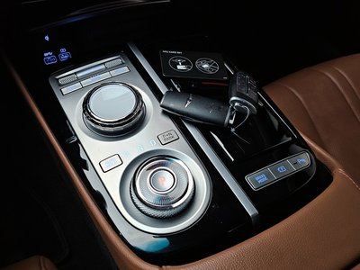 GENESIS G80 (RG3) - 9