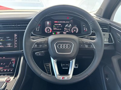 2025 AUDI SQ7 — миниатюра 23