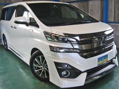TOYOTA VELLFIRE - 1