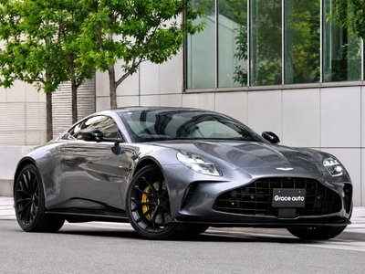 ASTON MARTIN VANTAGE - 1