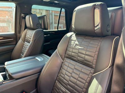 2023 Cadillac ESCALADE thumbnail 33