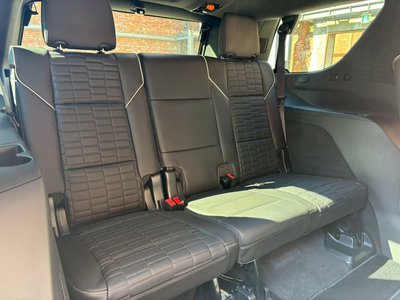 2023 Cadillac ESCALADE thumbnail 25