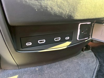 2023 Cadillac ESCALADE thumbnail 61