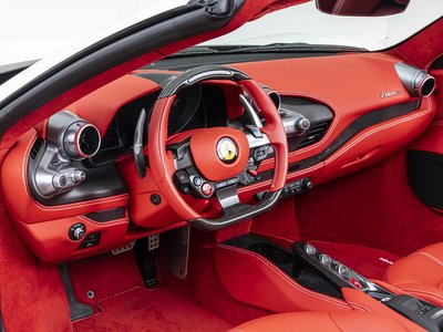 2020 Ferrari F8 SPIDER 照片 2