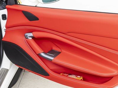 2020 Ferrari F8 SPIDER 缩略图 15