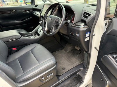 2020 Toyota ALPHARD thumbnail 28