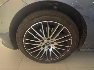 MERCEDES-BENZ C-CLASS - 6