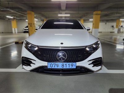 MERCEDES-BENZ EQS - 2