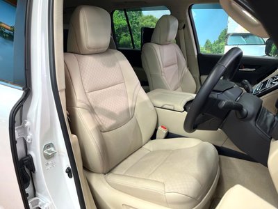 TOYOTA LAND CRUISER 300 - 10