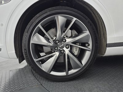 صورة 6 لـ 2022 Genesis GV70