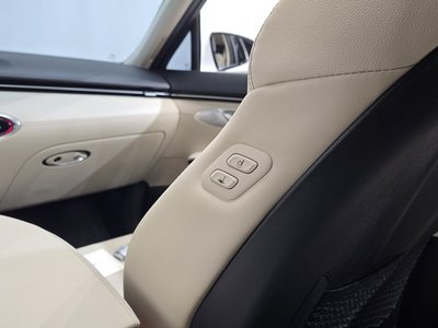 صورة مصغرة 30 لـ 2022 Genesis GV70