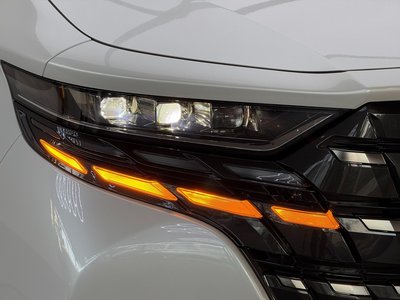 2026 Toyota ALPHARD 缩略图 23