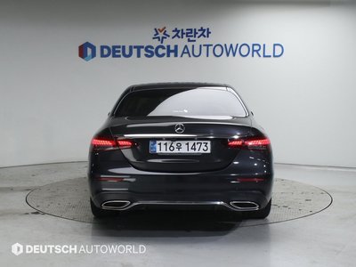 MERCEDES-BENZ E-CLASS - 3