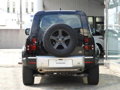 LAND ROVER DEFENDER - 10