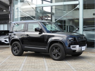 LAND ROVER DEFENDER - 7