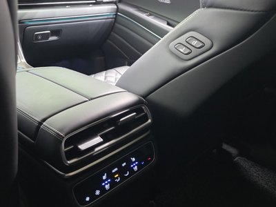 2023 Genesis GV80 — миниатюра 25