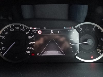 LAND ROVER DEFENDER - 4