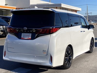 TOYOTA ALPHARD - 4