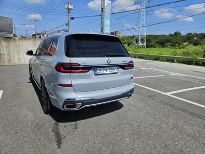 2024 BMW X7 照片 3