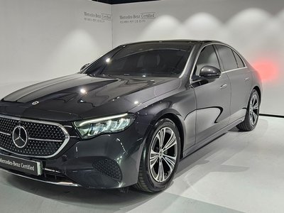 MERCEDES-BENZ E-CLASS - 5