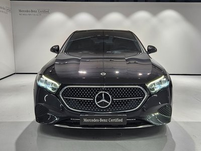 MERCEDES-BENZ E-CLASS - 7