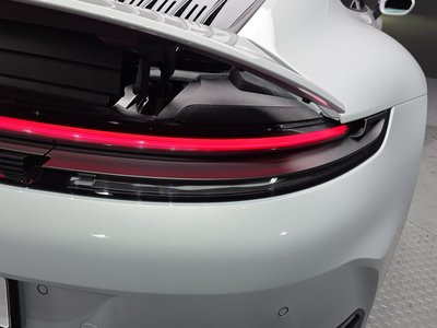 صورة 10 لـ 2025 Porsche 911