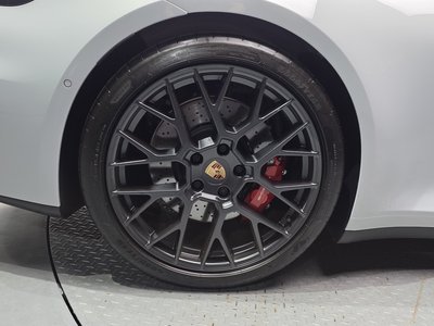 صورة 6 لـ 2025 Porsche 911