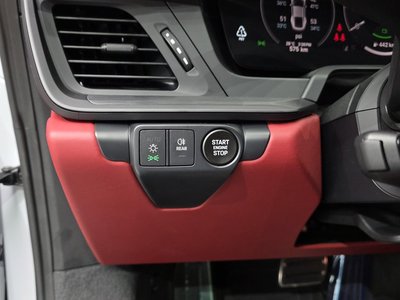 2025 Porsche 911 缩略图 23