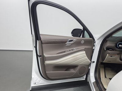 صورة مصغرة 14 لـ 2023 Genesis GV80