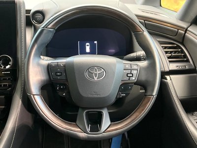 2025 Toyota ALPHARD thumbnail 11
