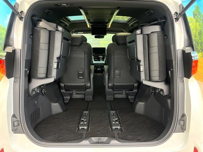2025 Toyota ALPHARD thumbnail 39