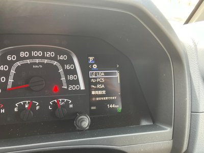 TOYOTA LAND CRUISER 70 - 10