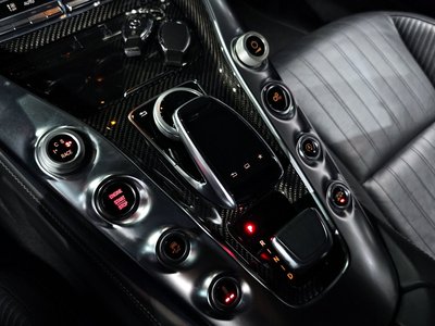 MERCEDES-BENZ GT AMG - 9